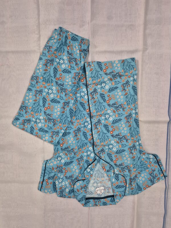 20260520_171620 Pyjama (Collar)